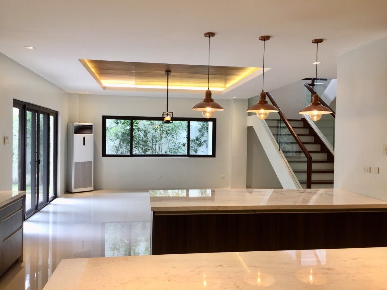 "3BR House for Rent in San Lorenzo Village, Makati"06