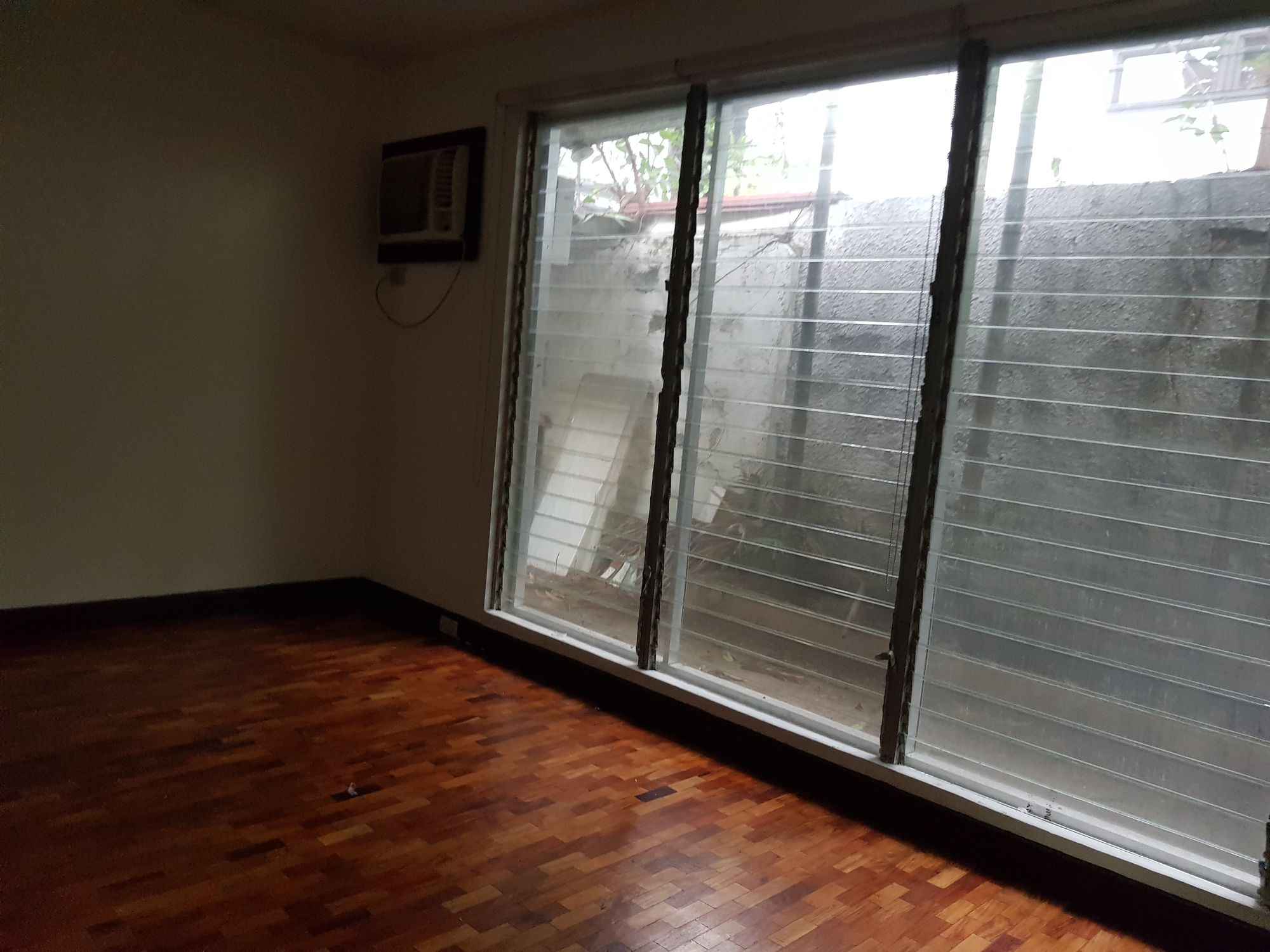 "6BR House for Rent in Multinational Village, Para?aque"03