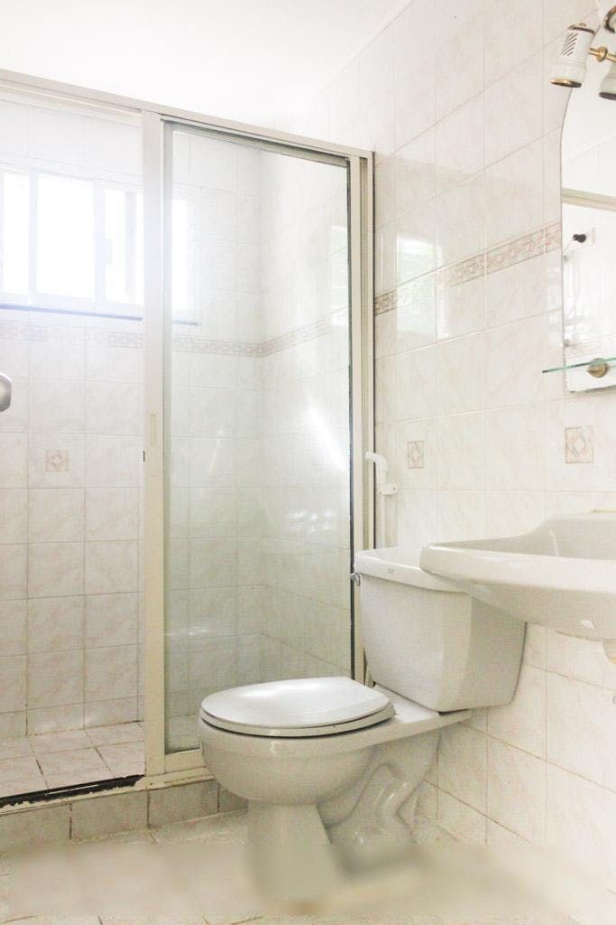 "4BR House for Rent in Magallanes, Makati"05