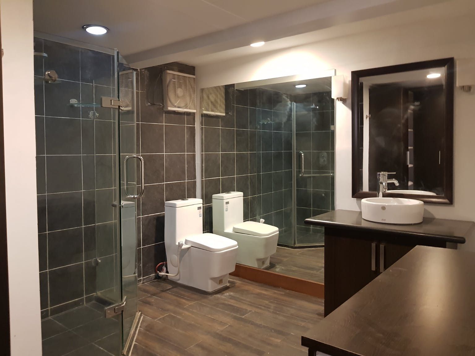 "3BR House for Rent in San Lorenzo Village, Makati"04