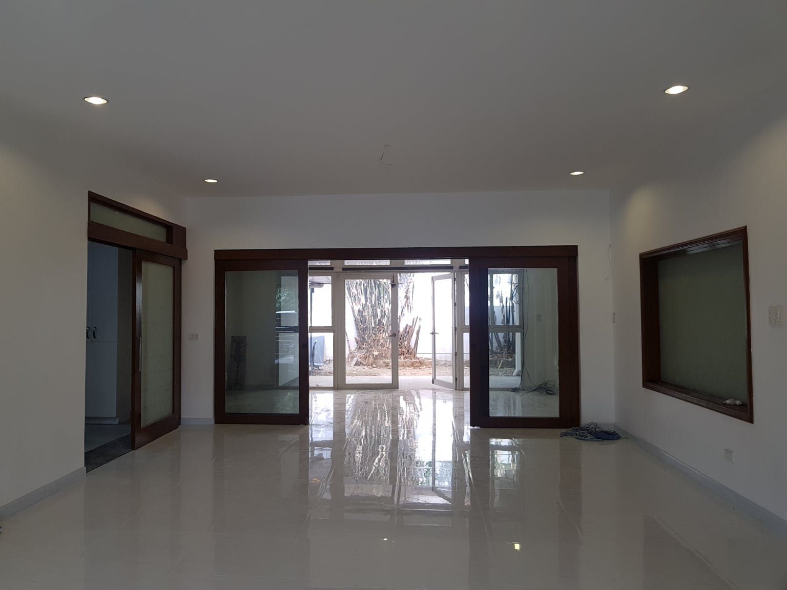 "3BR House for Rent in San Lorenzo Village, Makati"06
