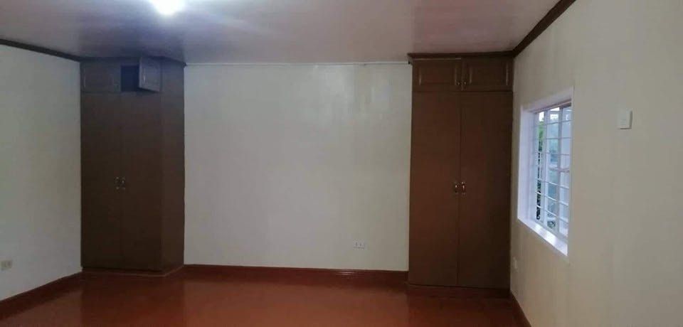 "4BR House for Rent in Magallanes, Makati"03