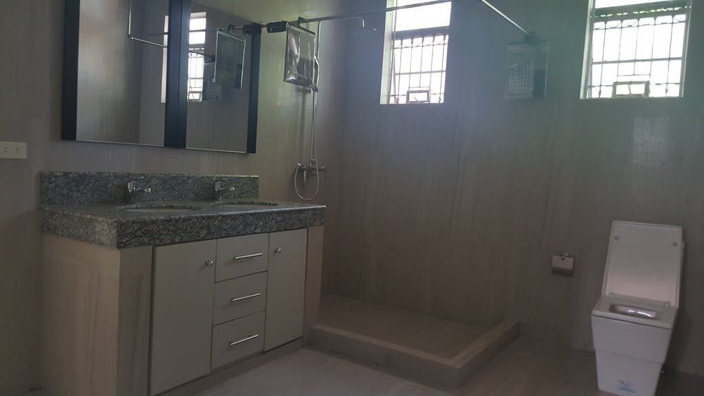 "3BR House for Rent in San Lorenzo Village, Makati"09