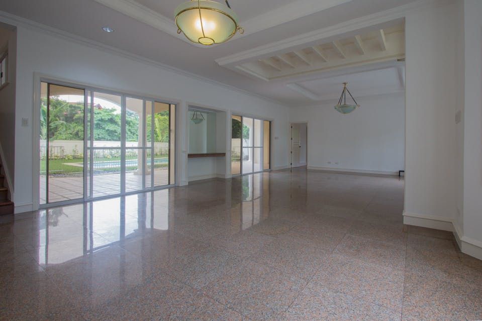 "3BR House for Rent in Ayala Alabang Village, Muntinlupa"09