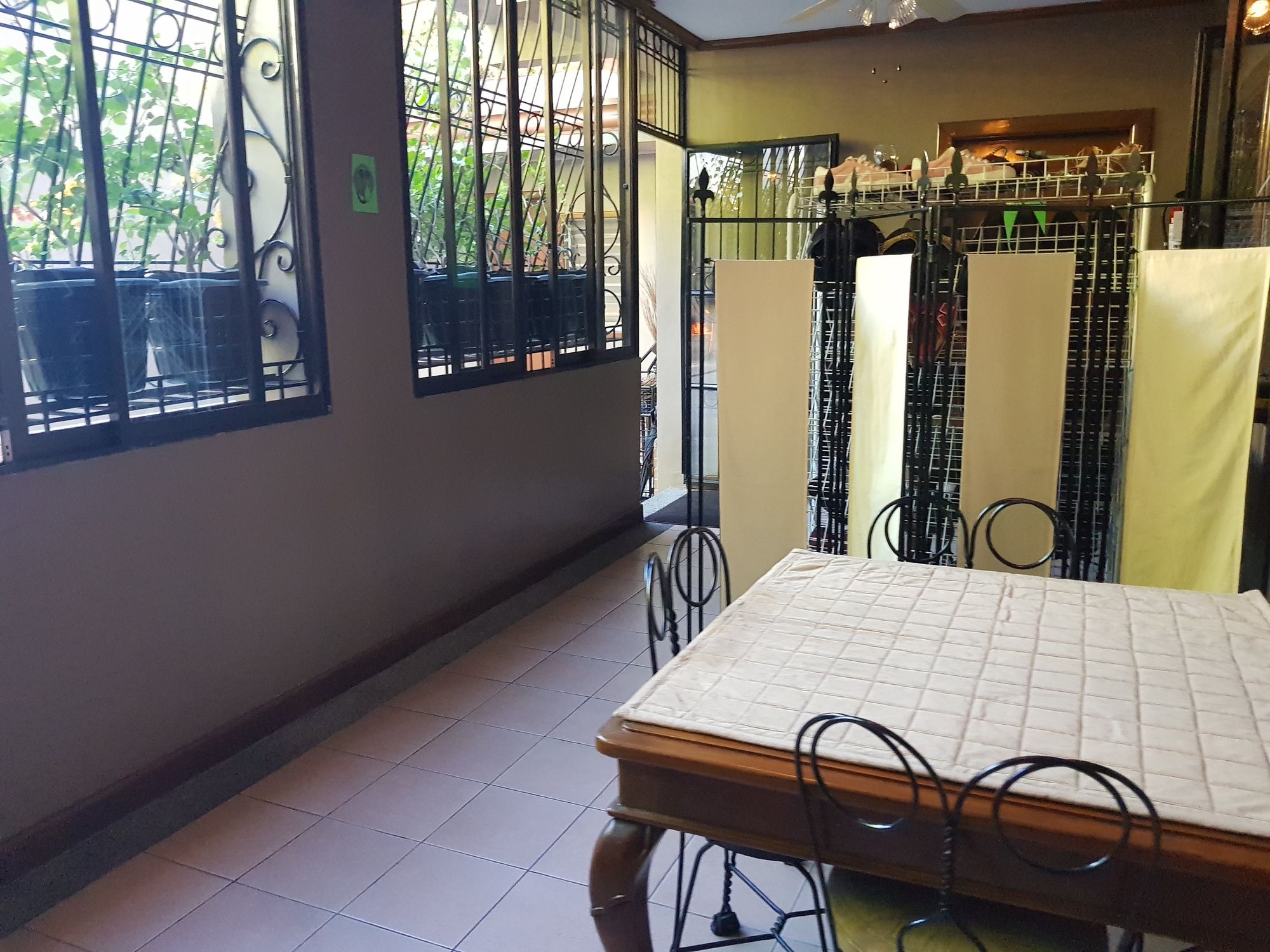 "3BR House for Rent in Ayala Heights, Quezon City"03