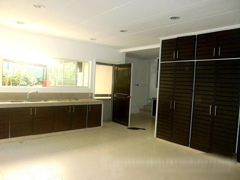 "4BR House for Rent in Ayala Alabang Village, Muntinlupa"07