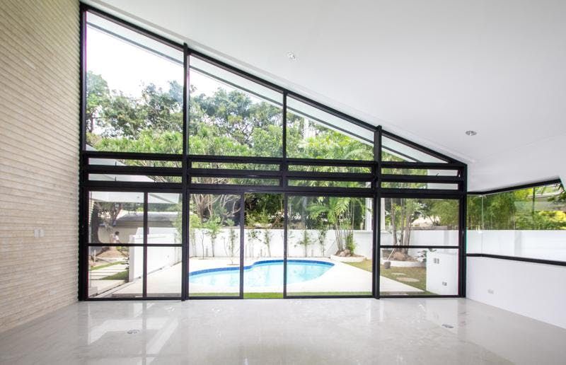 "4BR House for Rent in Urdaneta Village, Makati"01