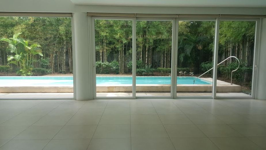 "4BR