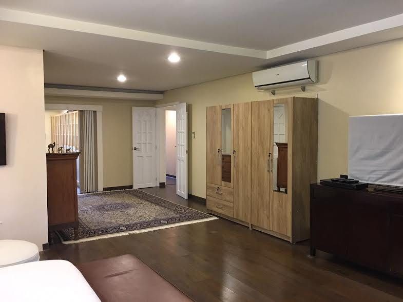 "3BR House for Rent in San Lorenzo Village, Makati"05