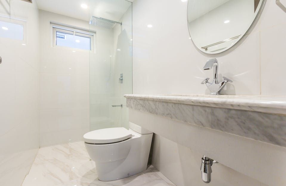 "5BR House for Rent in Greenhills, San Juan"05