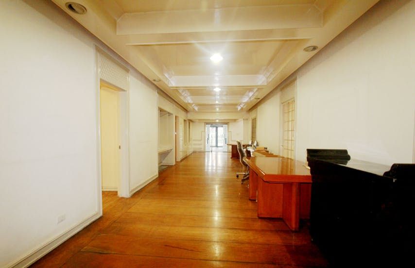 "4BR House for Rent in Forbes Park, Makati"06