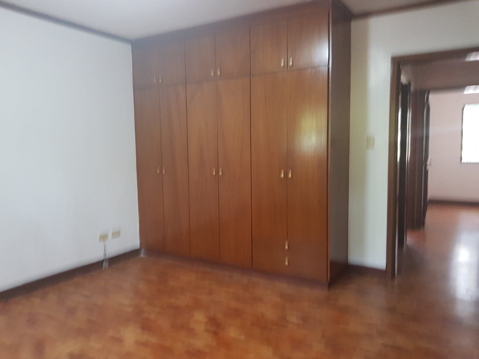 "3BR House for Rent in ,"08