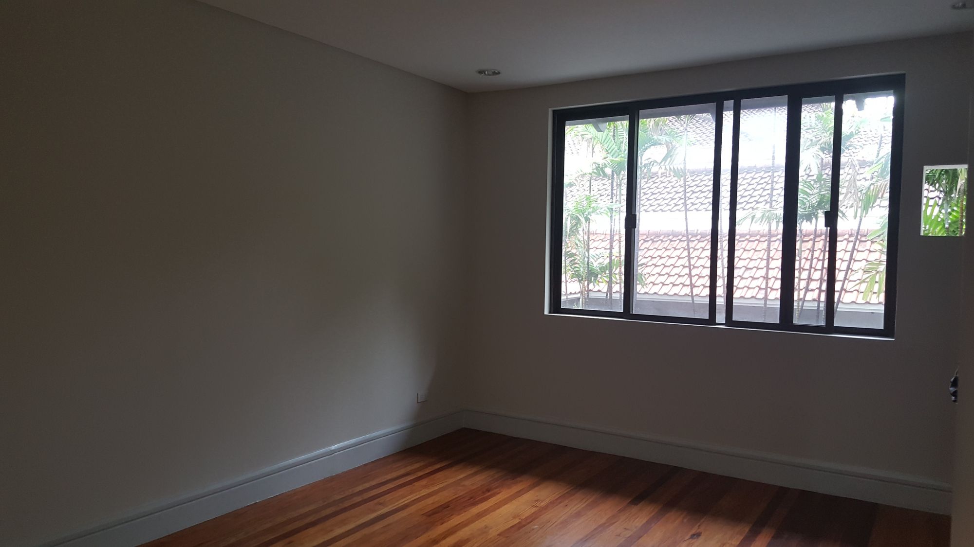 "5BR House for Rent in Dasmari?as Village, Makati"07