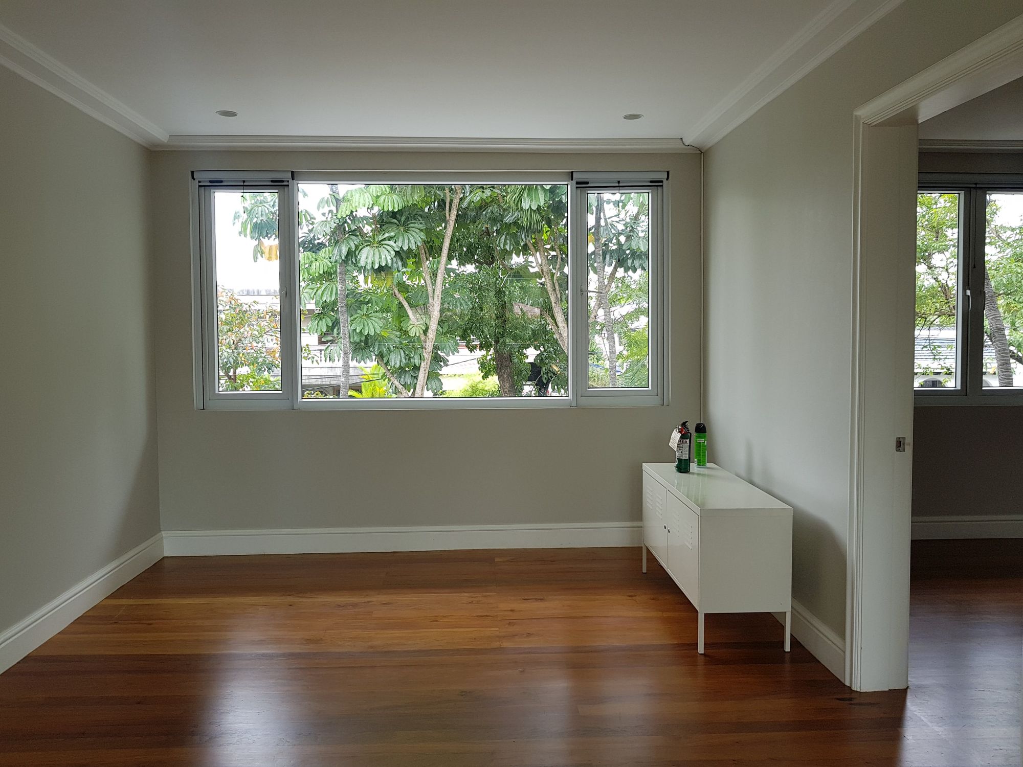 "4BR House for Rent in ,"09
