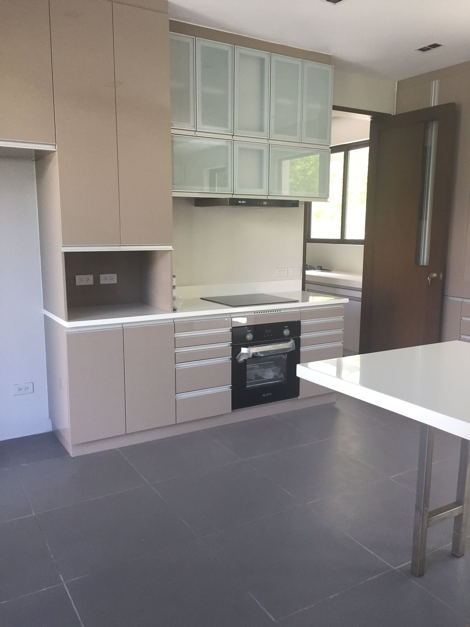 "4BR House for Rent in Ayala Alabang Village, Muntinlupa"08