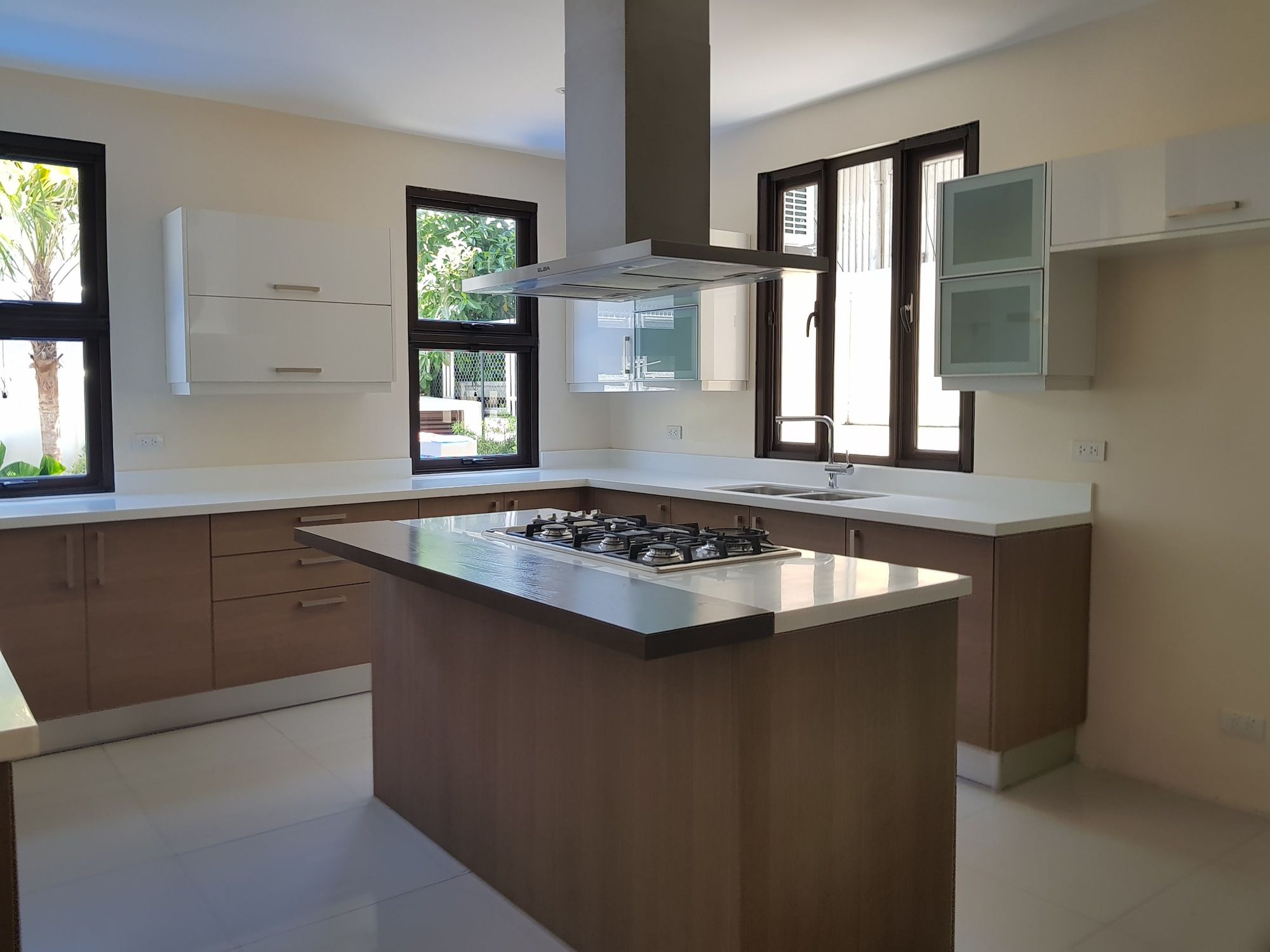 "4BR House for Rent in Bel-Air Village, Makati"06
