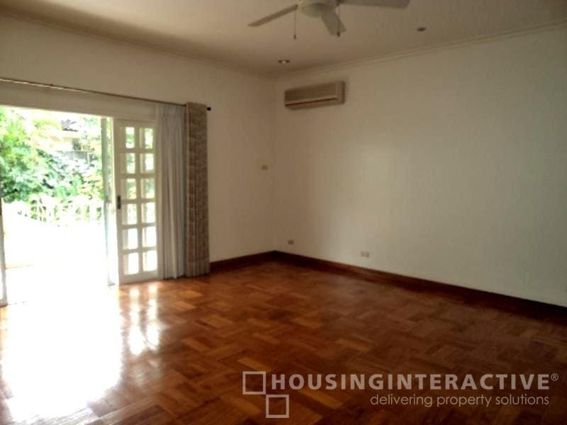 "5BR House for Rent in Forbes Park, Makati"08