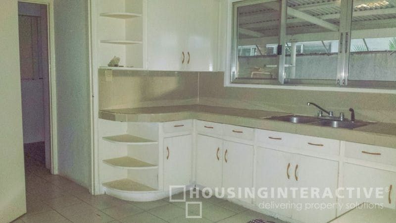 "3BR House for Rent in Dasmari?as Village, Makati"03