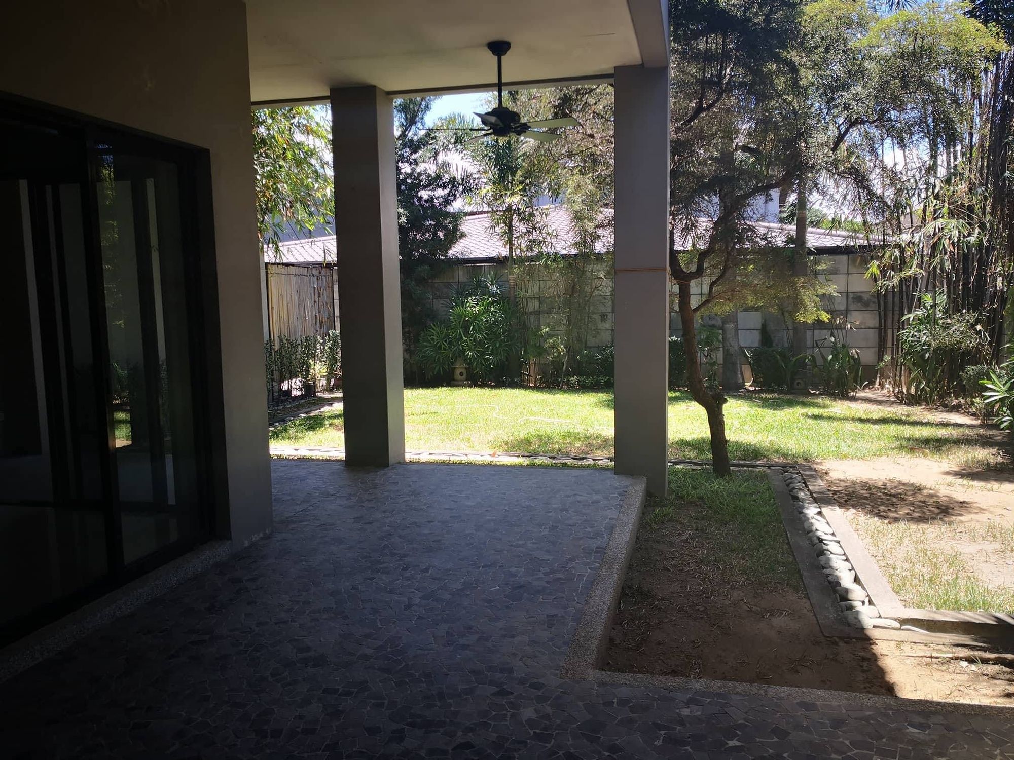 "2BR House for Rent in Filinvest Corporate City, Muntinlupa"03
