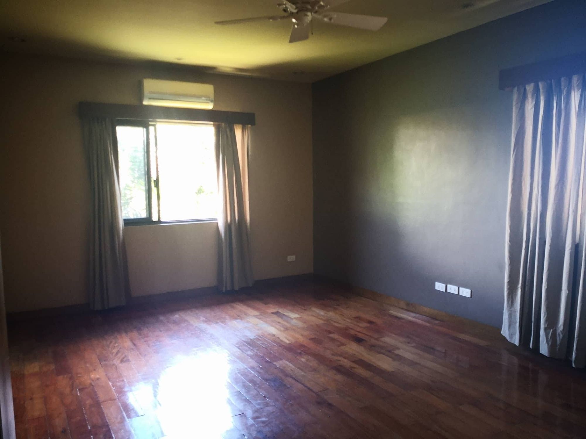 "2BR House for Rent in Filinvest Corporate City, Muntinlupa"05