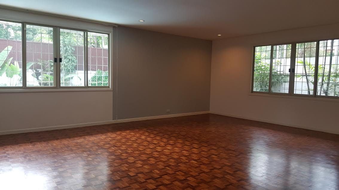 "4BR House for Rent in Dasmari?as Village, Makati"04
