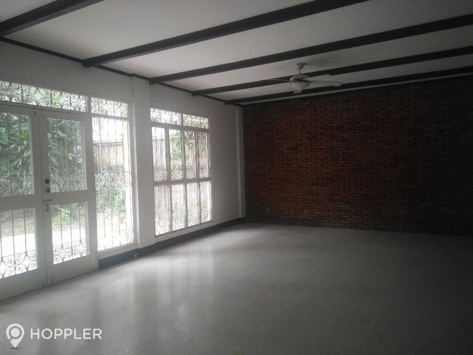 "4BR House for Rent in Bel-Air Village, Makati"09