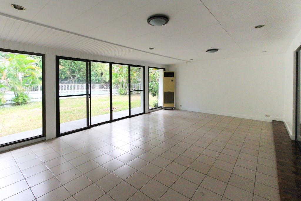 "3BR House for Rent in Urdaneta Village, Makati"07