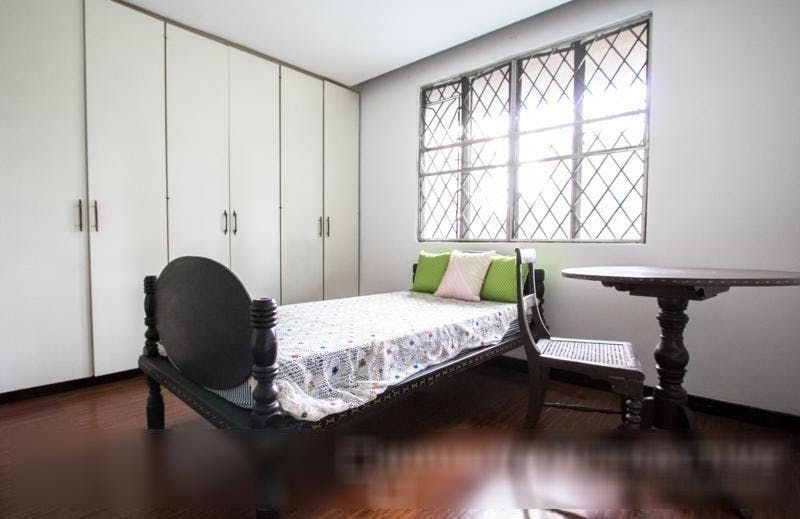 "2BR House for Rent in San Lorenzo Village, Makati"06