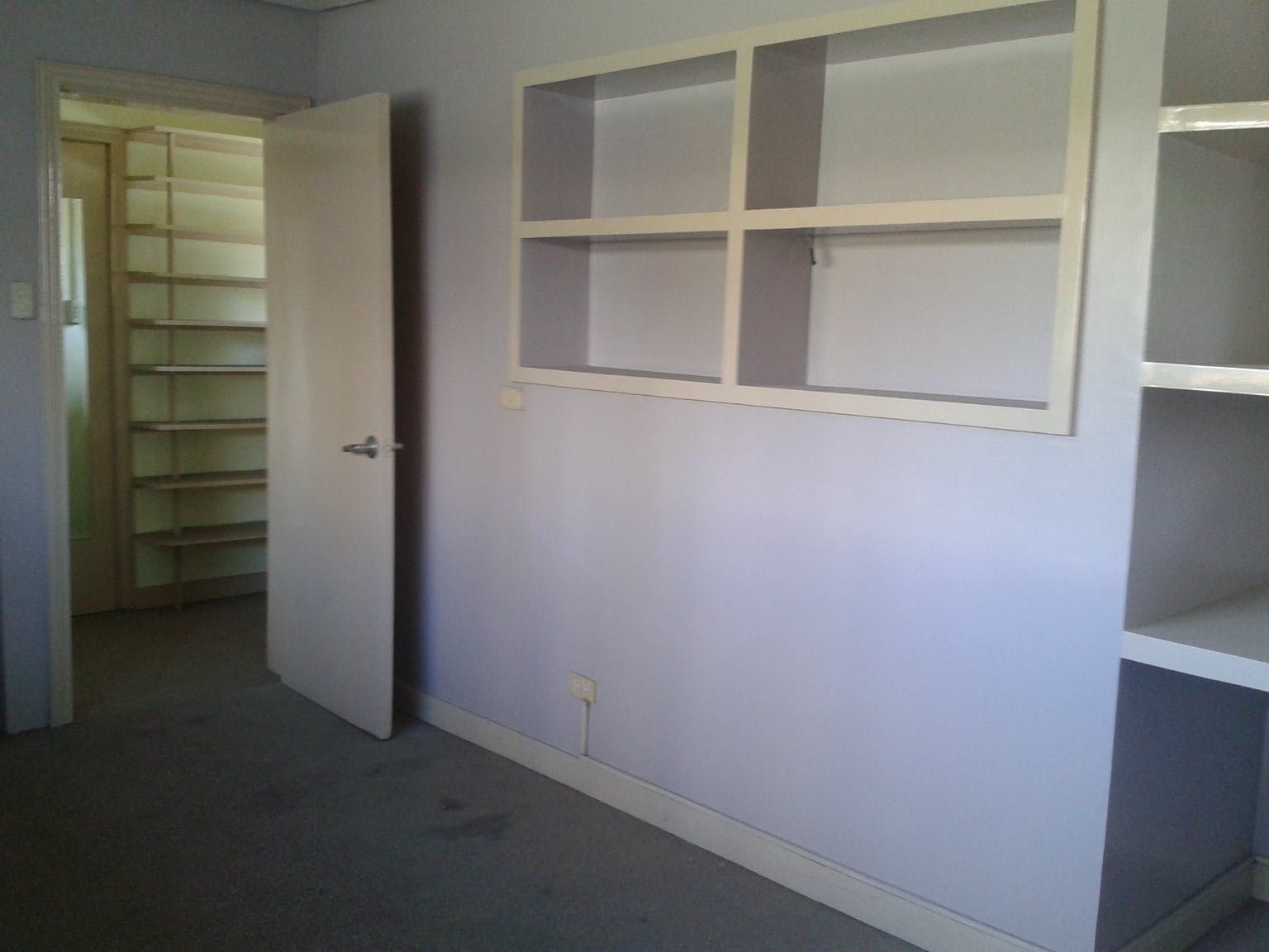 "4BR House for Rent in Dasmari?as Village, Makati"03
