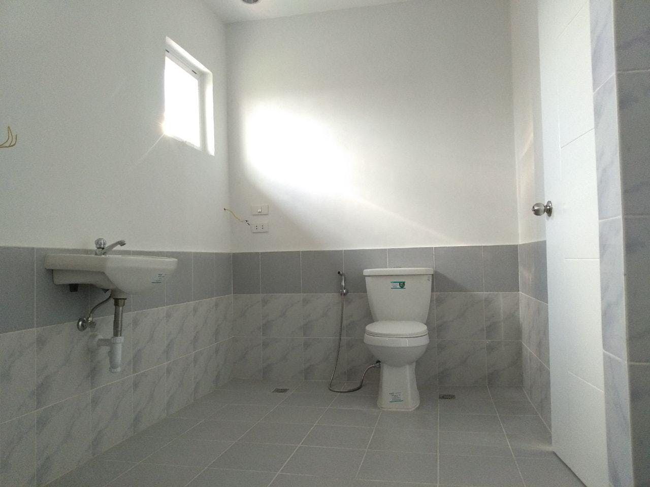 "4BR House for Rent in Katarungan Village, Muntinlupa"09