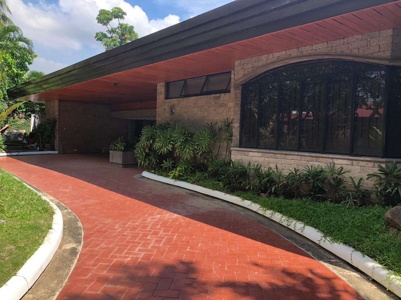 "5BR House for Rent in Forbes Park, Makati"03