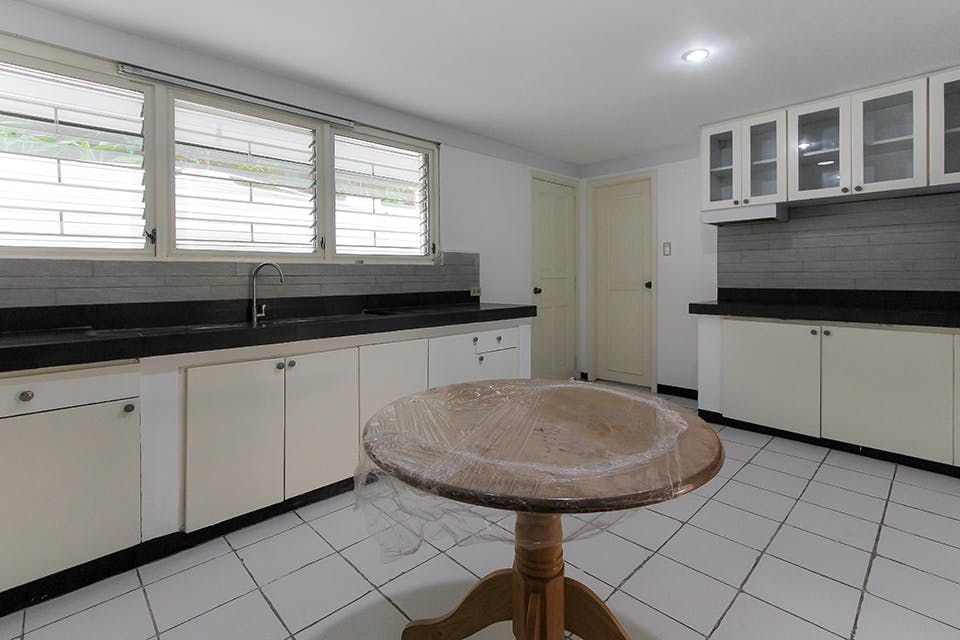 "4BR House for Rent in Bel-Air Village, Makati"04
