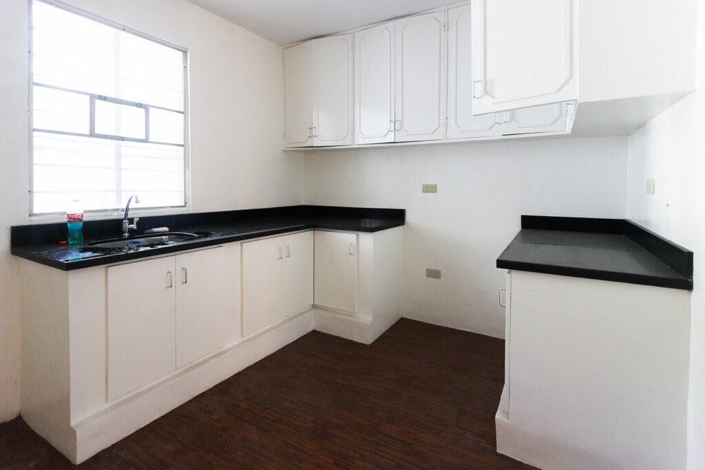 "3BR House for Rent in Palm Village, Makati"04