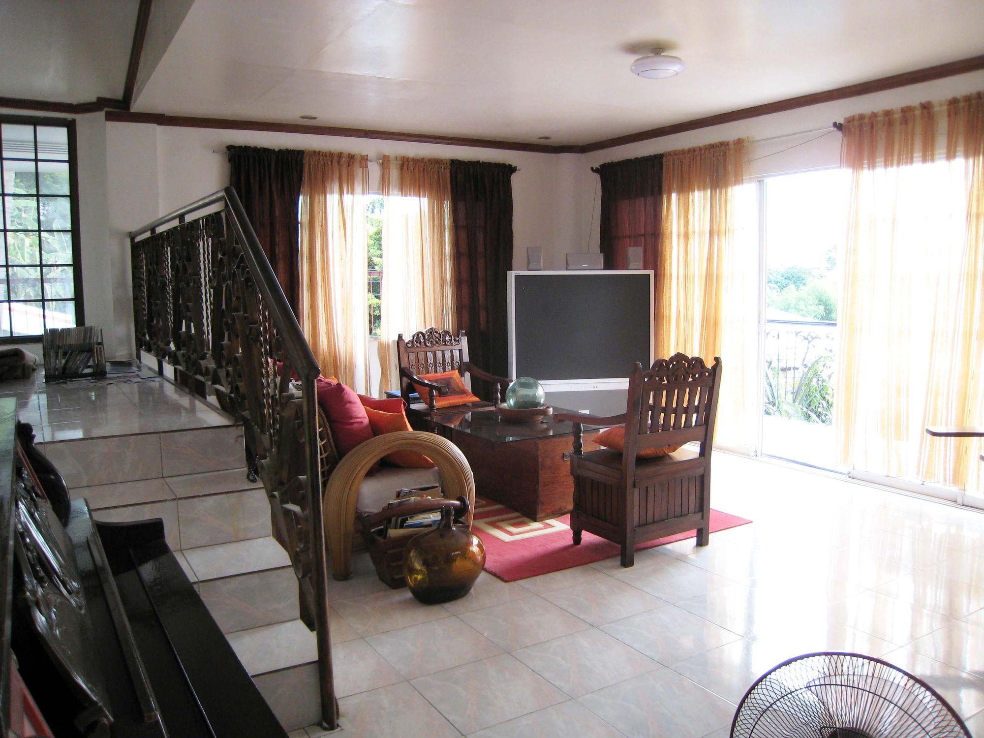 "6BR House for Rent in Cebu City, Cebu"09