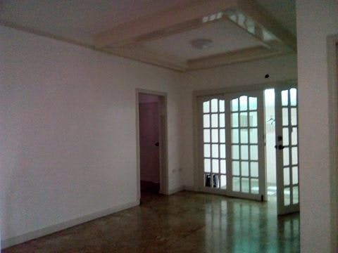 "5BR House for Rent in Sun Valley, Para?aque"04