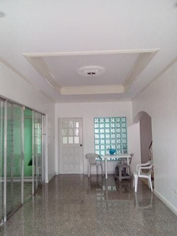 "5BR House for Rent in Sun Valley, Para?aque"08