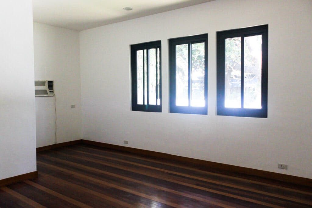 "4BR House for Rent in Urdaneta Village, Makati"08