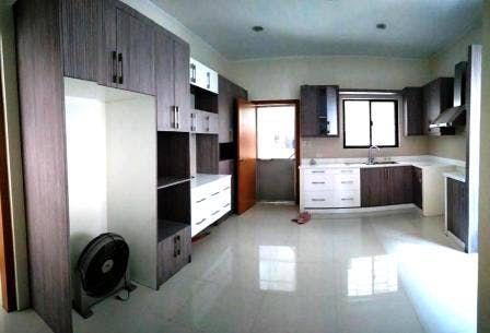 "4BR House for Rent in Magallanes, Makati"04