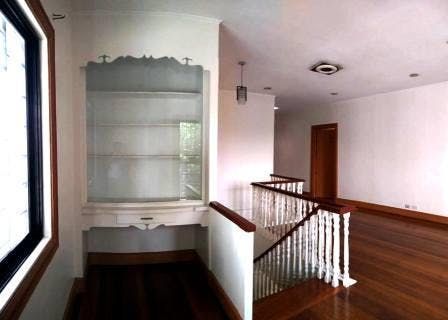"4BR House for Rent in Magallanes, Makati"08