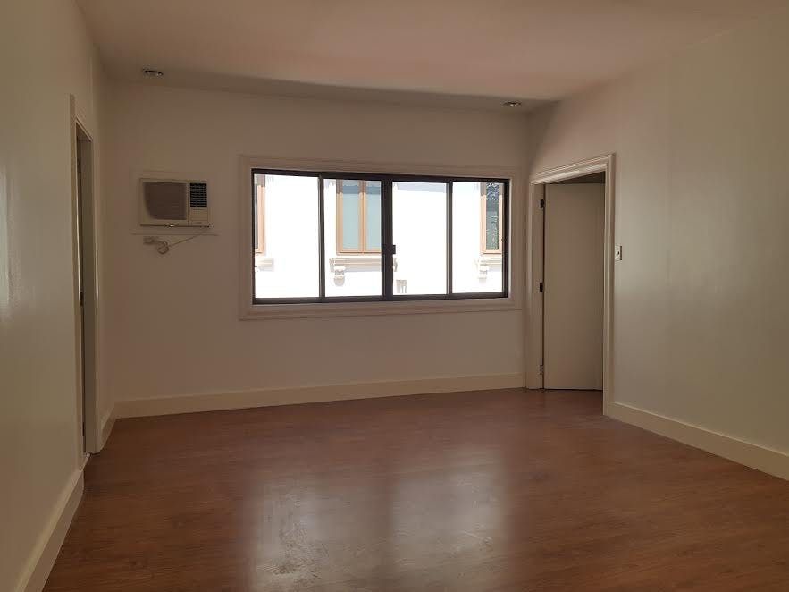 "4BR House for Rent in Dasmari?as Village, Makati"10