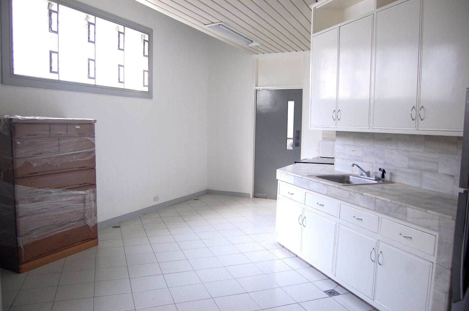 "3BR House for Rent in Forbes Park, Makati"10