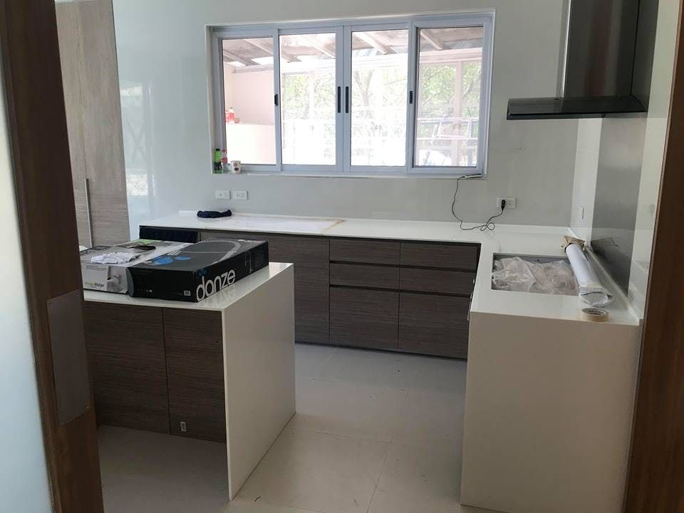"3BR House for Rent in Dasmari?as Village, Makati"08