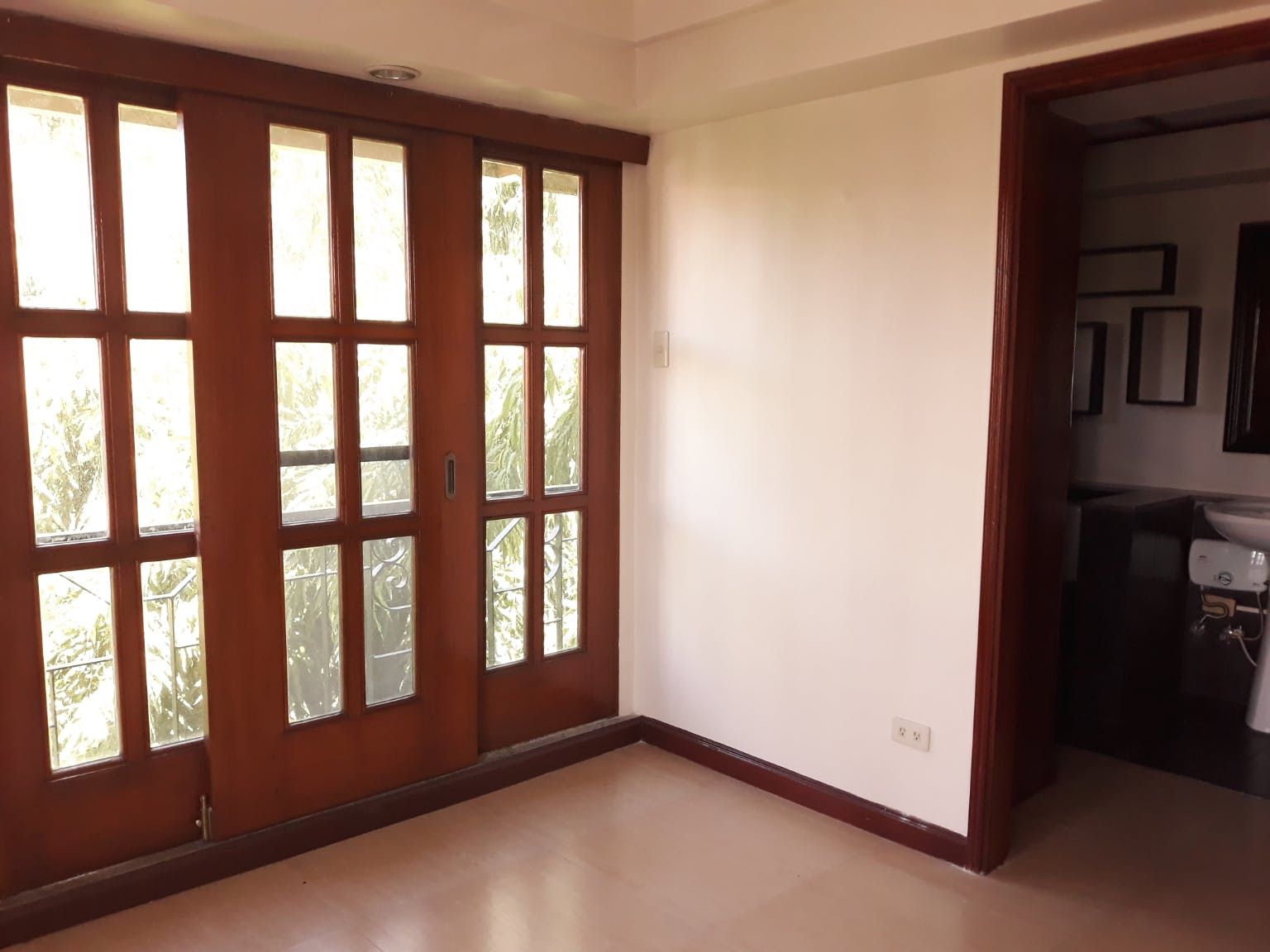 "3BR House for Rent in Ayala Alabang Village, Muntinlupa"06