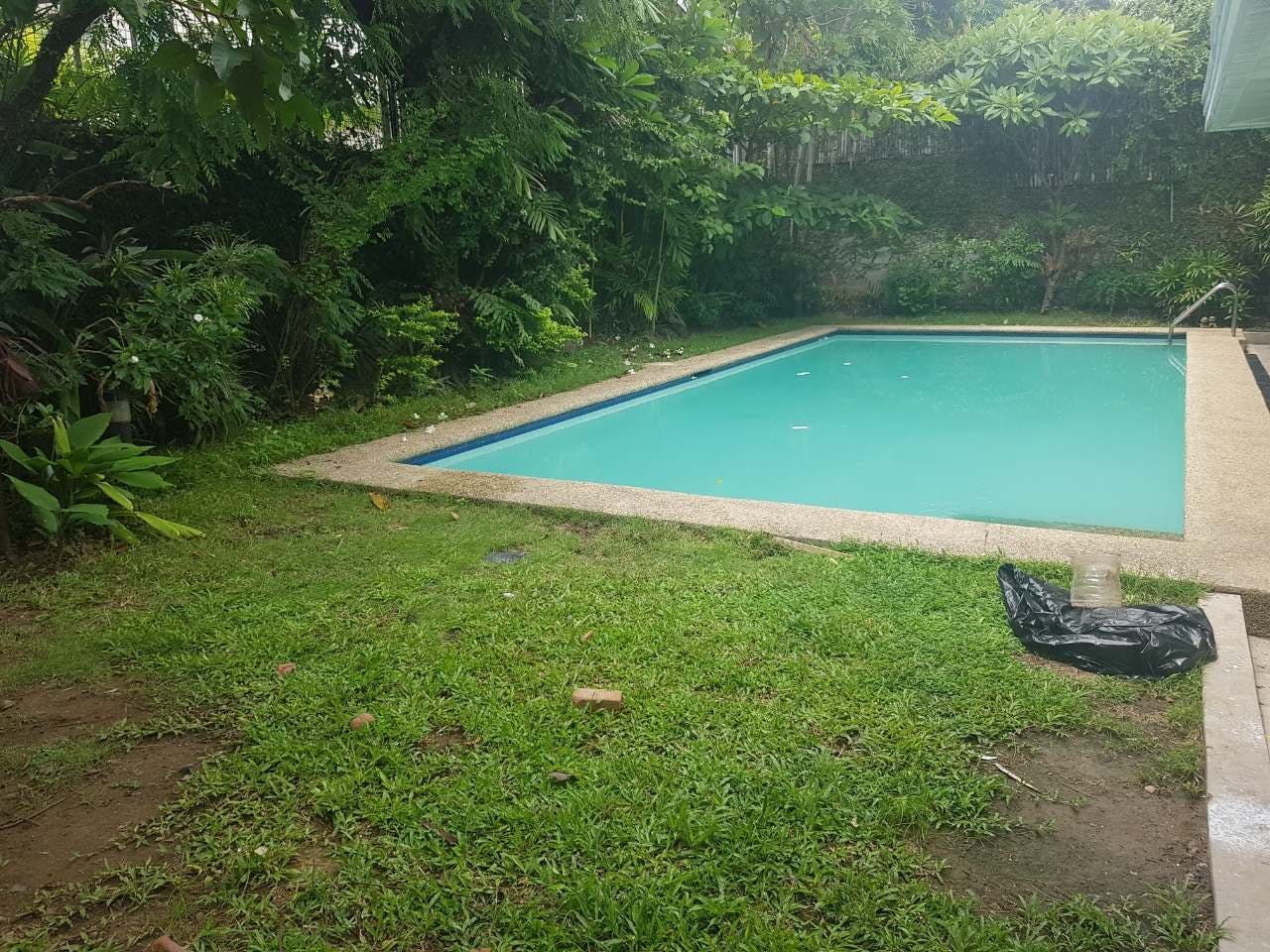 "4BR House for Rent in Dasmari?as Village, Makati"04