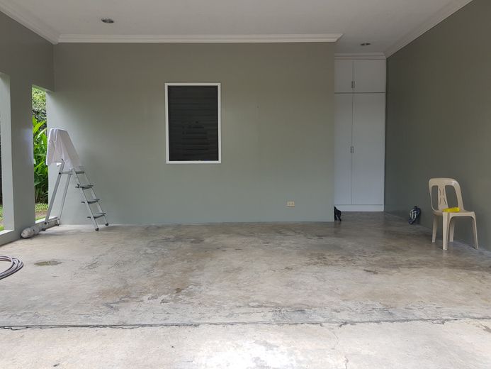 "4BR House for Rent in Dasmari?as Village, Makati"01
