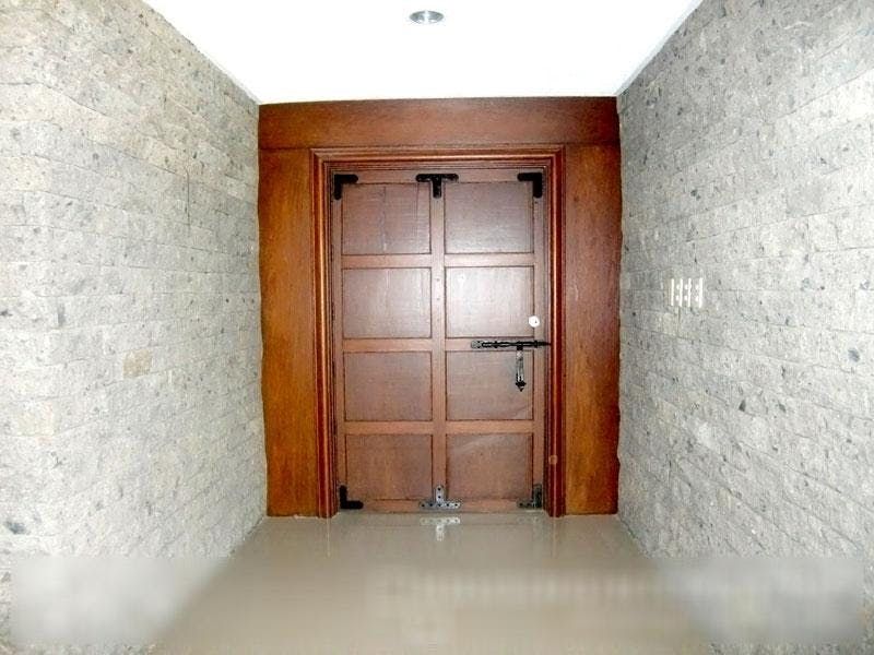 "4BR House for Rent in Dasmari?as Village, Makati"04