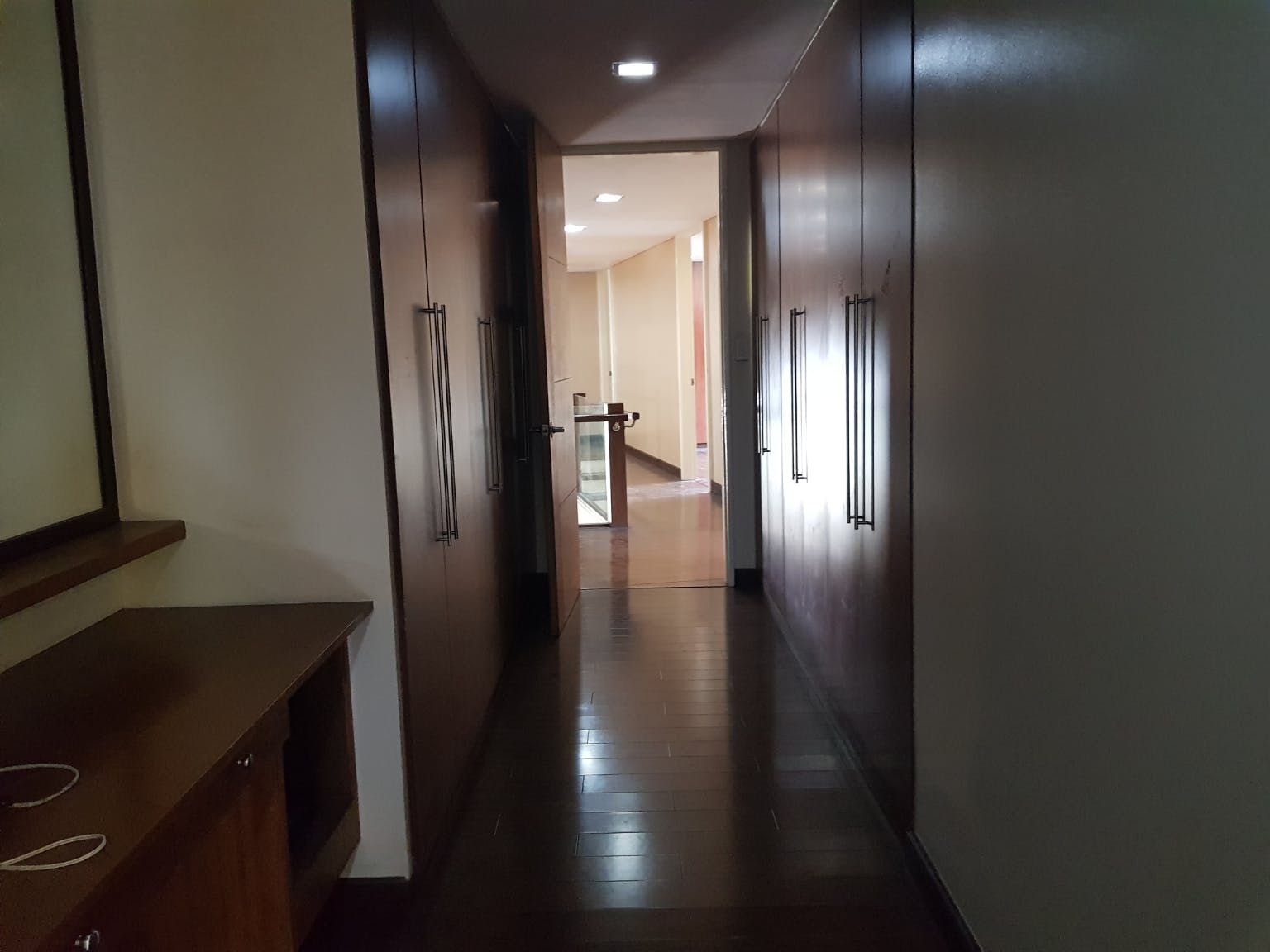 "4BR House for Rent in Dasmari?as Village, Makati"03