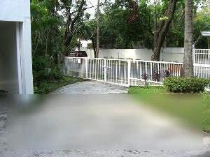 "3BR House for Rent in Dasmari?as Village, Makati"08