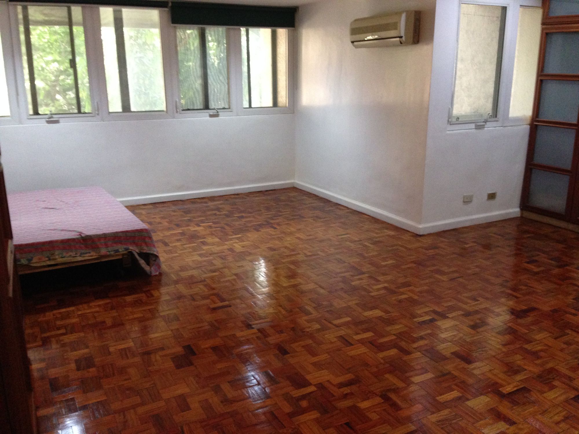 "3BR Townhouse for Rent in Magallanes, Makati"09