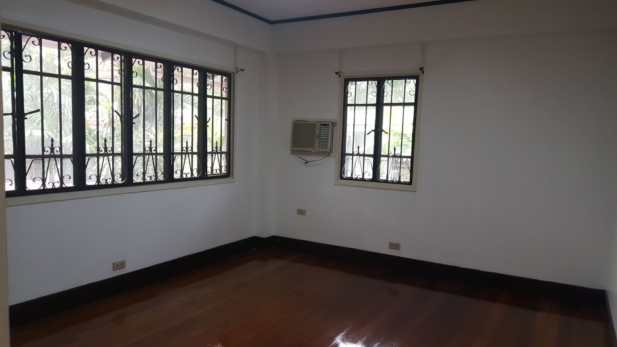 "4BR House for Rent in Bel-Air Village, Makati"10
